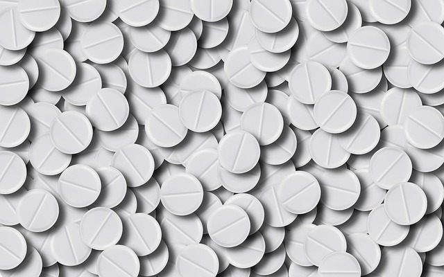 Pijnstillers zonder recept zijn er zoals paracetamol, aspirine of ibuprofen. De beste keuze is hand af van de pijn, leeftijd en de mate van gebruik.