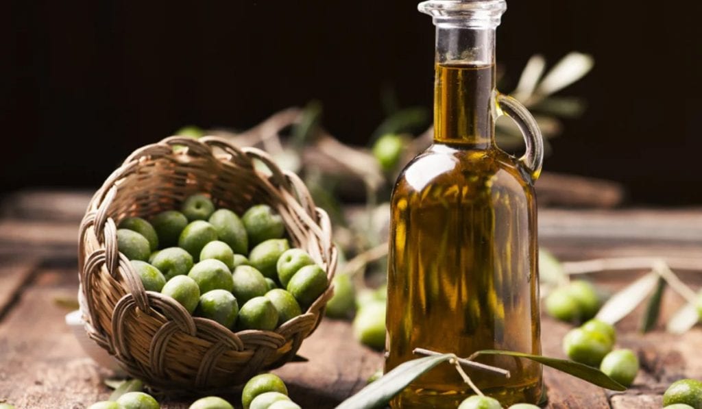Olijfolie: Voordelen, Gebruik en Gezondheid Uitgelegd