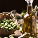 Olijfolie: Voordelen, Gebruik en Gezondheid Uitgelegd